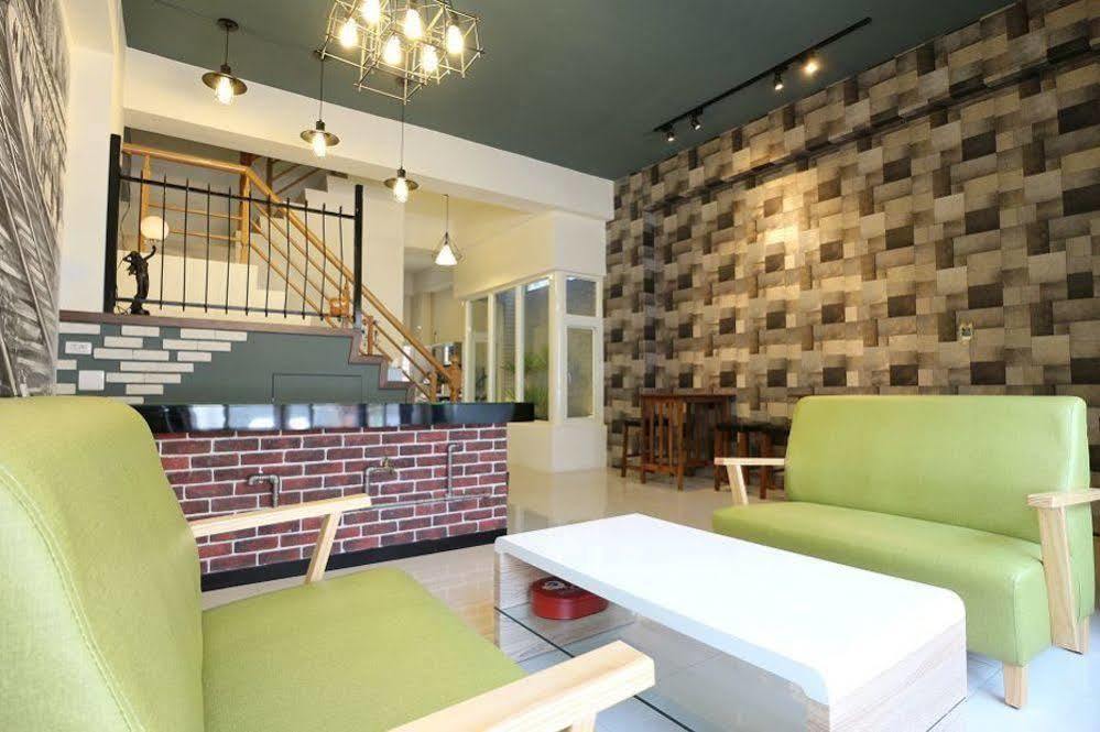 Railway Traveler B&B T'ai-tung Zewnętrze zdjęcie